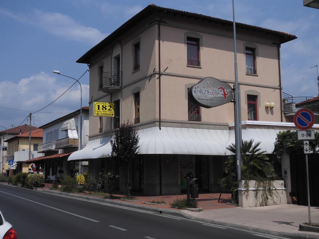 Al 182 Hotel Fornaci di Barga Exterior photo